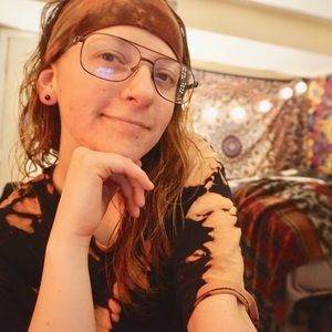 Meet your Posher, Sara